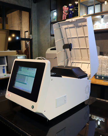 Automatic biochemistry analyzer HYCHEM 100